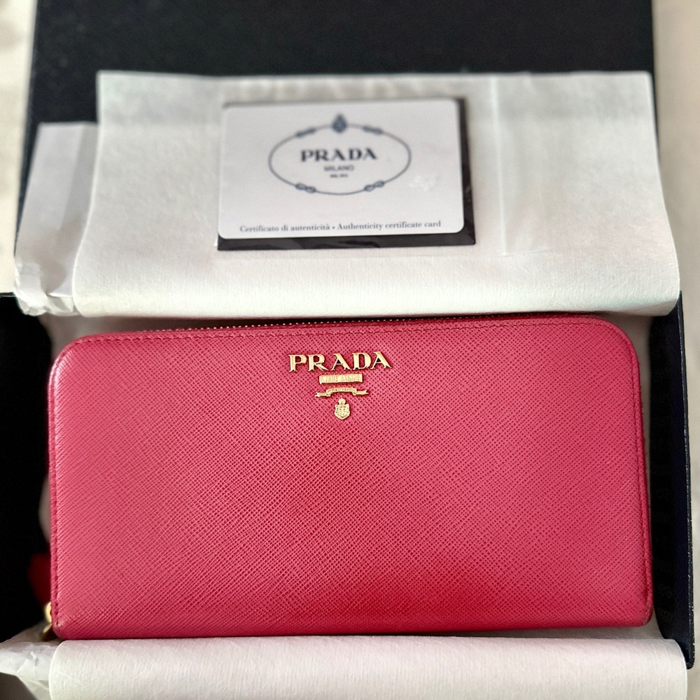 AUTHENTIC Prada Saffiano Zip-Around Wallet w/ box
